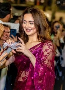 Hania Amir Hot