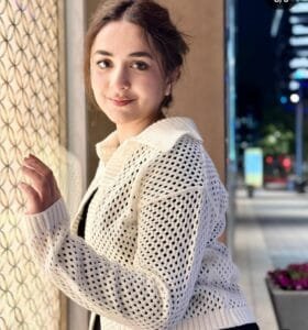 Yumna Zaidi Hot